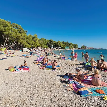 Apartamento Lovely In Sveti Filip i Jakov