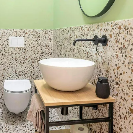 Lovely In Sveti Filip i Jakov