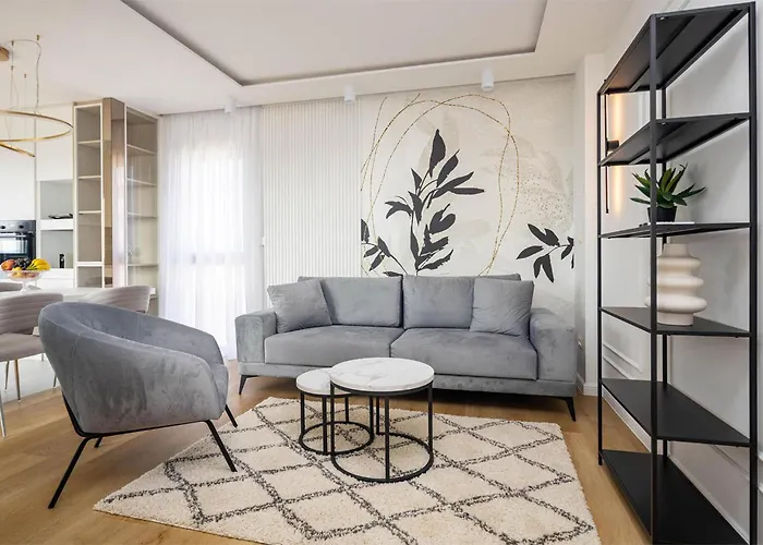 Lovely In Sveti Filip i Jakov