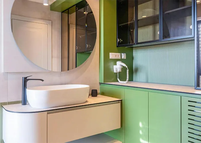 Lovely In * Sveti Filip i Jakov