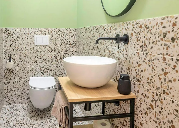 Lovely In Sveti Filip i Jakov