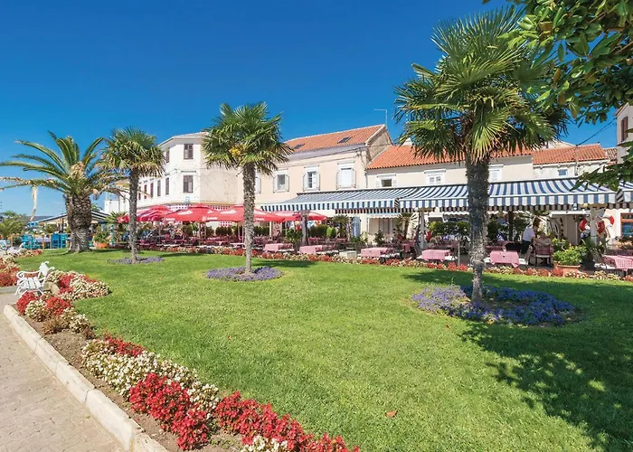 Lovely In Apartment Sveti Filip i Jakov